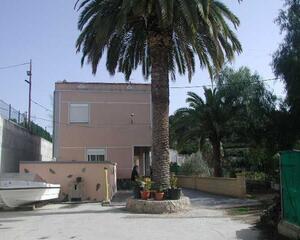 Chalet de 5 habitaciones en Remolins, Tortosa