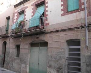 Casa con terraza en Tortosa