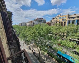 Pis lluminós en Sant Antoni, Eixample Barcelona