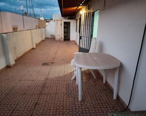 Ático de 4 habitaciones en Levante , Córdoba