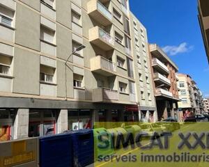 Piso con terraza en Centro, Poble Nou Figueres