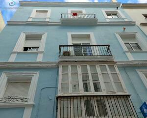 Edificio con terraza en Centro, Ayuntamiento Cádiz