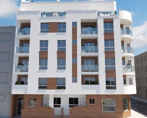 Apartamento de 2 habitaciones en Centro, Torrevieja