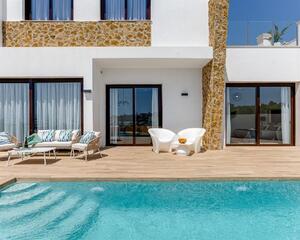 Villa con piscina en Finestrat