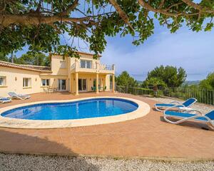 Villa con piscina en Benimeit, Moraira
