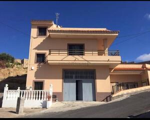 Casa en El Poris, El Portachuelo, Urbanización Arico Viejo