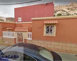 Casa de 2 habitaciones en La Chanca, La Chanca Almería