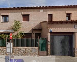 Chalet de 3 habitaciones en Urbanizaciones, Torrijos