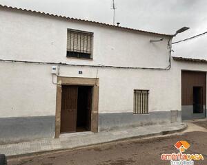 Casa con garaje en Mirandilla