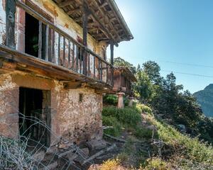 Casa con vistas en Bustiello, Proaza