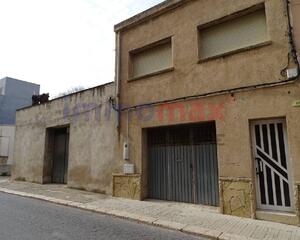 Casa con garaje en Tortosa