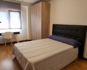 Pis de 4 habitacions en El Milán, Oviedo