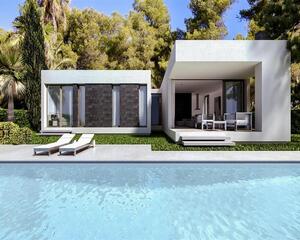 Villa con piscina en Denia