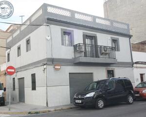 Casa con terraza en Cuenca, Alaquás