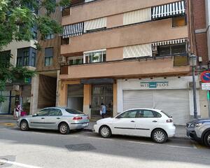 Local comercial en Mont-Olivet, Quatre Carreres Valencia