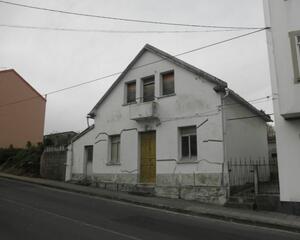 Casa de 3 habitaciones en Santa Marina, A Malata Ferrol