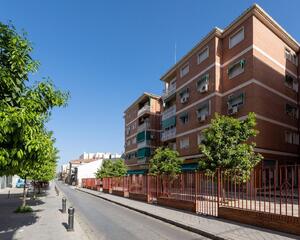 Piso con terraza en Zaidín, Granada