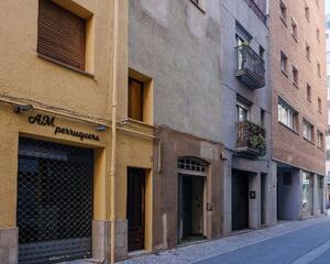 Edificio en Eixample, Girona