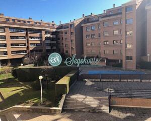 Piso con terraza en Centro, Segovia