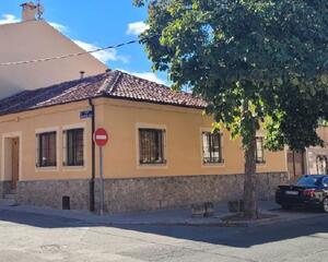 Casa con garaje en La Albuera, Segovia