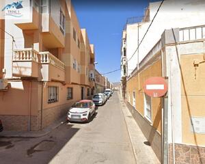 Piso en Barrio San Luis, Bª San Felix, Centro Almería