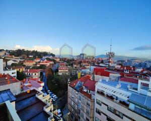 Piso con terraza en Gran Via, Vigo