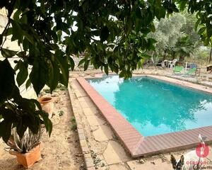 Casa con piscina en Casillas, Córdoba