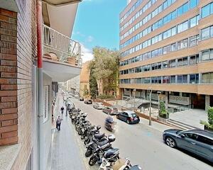 Pis de 3 habitacions en Sant Elies, Barcelona