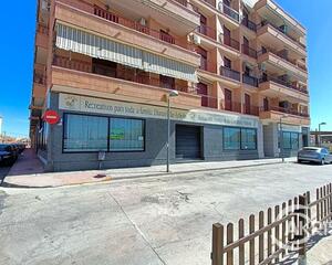 Local comercial de 10 habitaciones en Calle del Puente, Torrijos