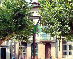Casa buenas vistas en Ciudad Jardin, Ourense