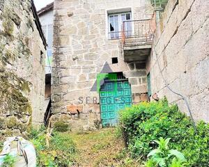 Casa con terraza en O Pino, Ourense