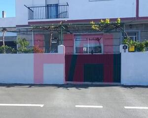 Casa con garaje en Barrocás, Ourense