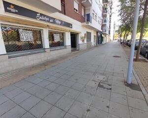 Local comercial en U.J.I, Sector I, Centro Castellón de la Plana
