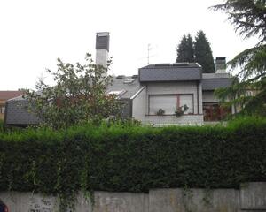 Casa con garaje en Ciudad Naranco, Oviedo