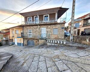 Casa de 3 habitaciones en Cudeiro, Ourense