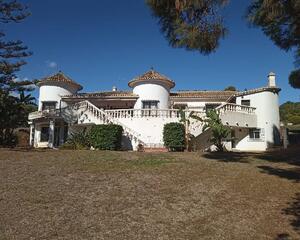 Villa con piscina en Calaburra , Mijas
