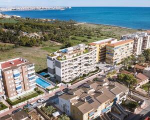 Apartamento con vistas al mar en Punta Prima, Torrevieja