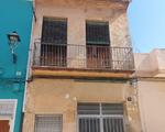 Adosado de 5 habitaciones en Alquenencia, Alzira