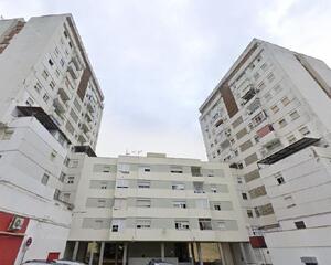 Piso de 3 habitaciones en Algeciras