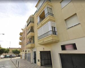 Piso de 3 habitaciones en Cno. Malaga, Sur Vélez-Málaga