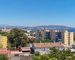 Piso buenas vistas en La Granja, Algeciras