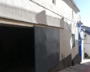 Casa de 3 habitaciones en Píñar