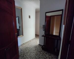 Piso de 4 habitaciones en Los Dolores, Cartagena