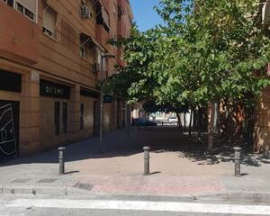 Local comercial en Carolinas, Campoamor Alicante