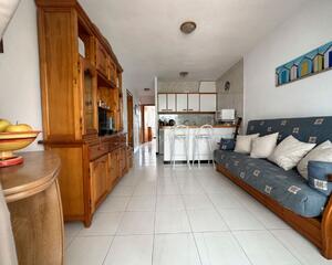Piso de 2 habitaciones en Cabo Cervera, Torrevieja