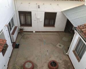 Casa con terraza en Almansa