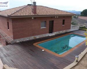 Villa amb piscina en Los Pinares, Lloret de Mar