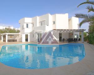 Villa con piscina en Cala D´or, Cala Pi