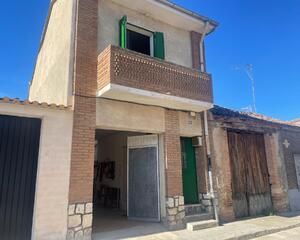 Casa rural de 3 habitaciones en Mozoncillo