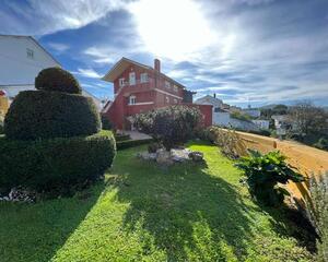 Casa buenas vistas en Ortiguera, Coaña